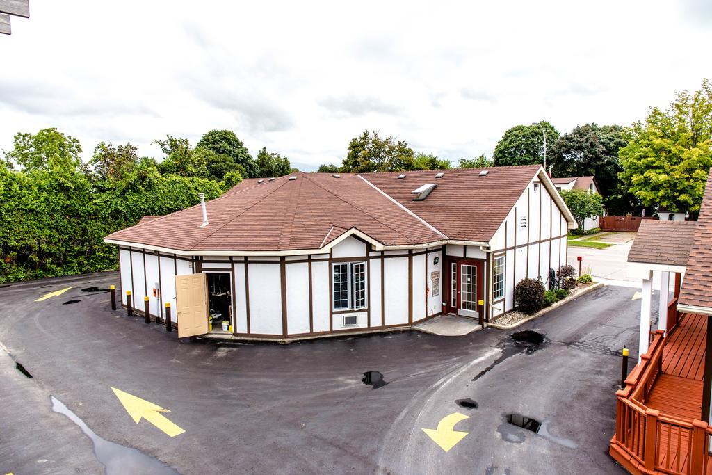 Cedar Lodge Motel 고드리치 외부 사진